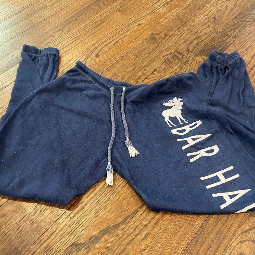 Ocean drive bar harbor sweats L
